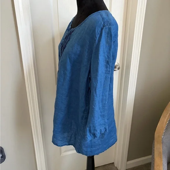 J. Jill Blue Button-Front Blouse - Picture 2 of 8